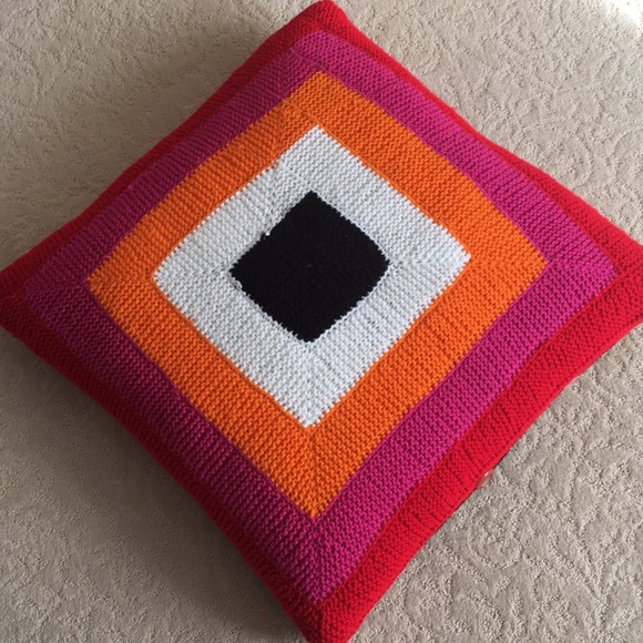 Knitted pillow cover with companion small pillow - Picture 3 of 10